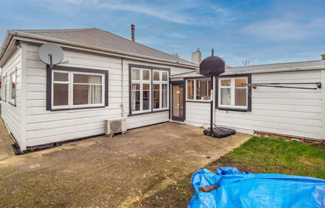 8 Osmond Street, South Dunedin, Dunedin - Carousel 10