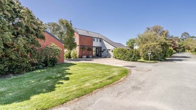 7 Guthrie Lane, Gladstone, Invercargill - Carousel 1