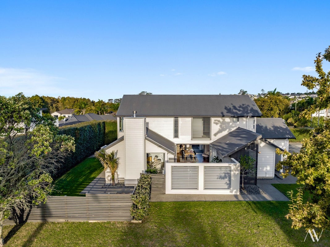 39 English Oak Drive, Schnapper Rock, Auckland - Carousel 1