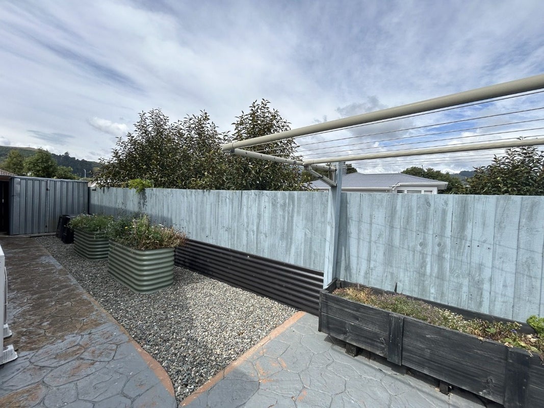 11 Highgrove Way, The Wood, Nelson - Carousel 15