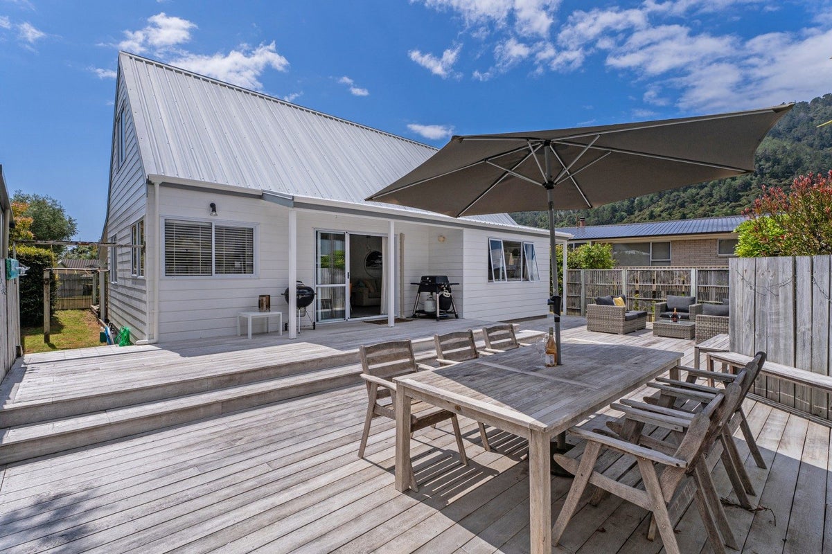 60A Beaumont Green, Pauanui - Carousel 2