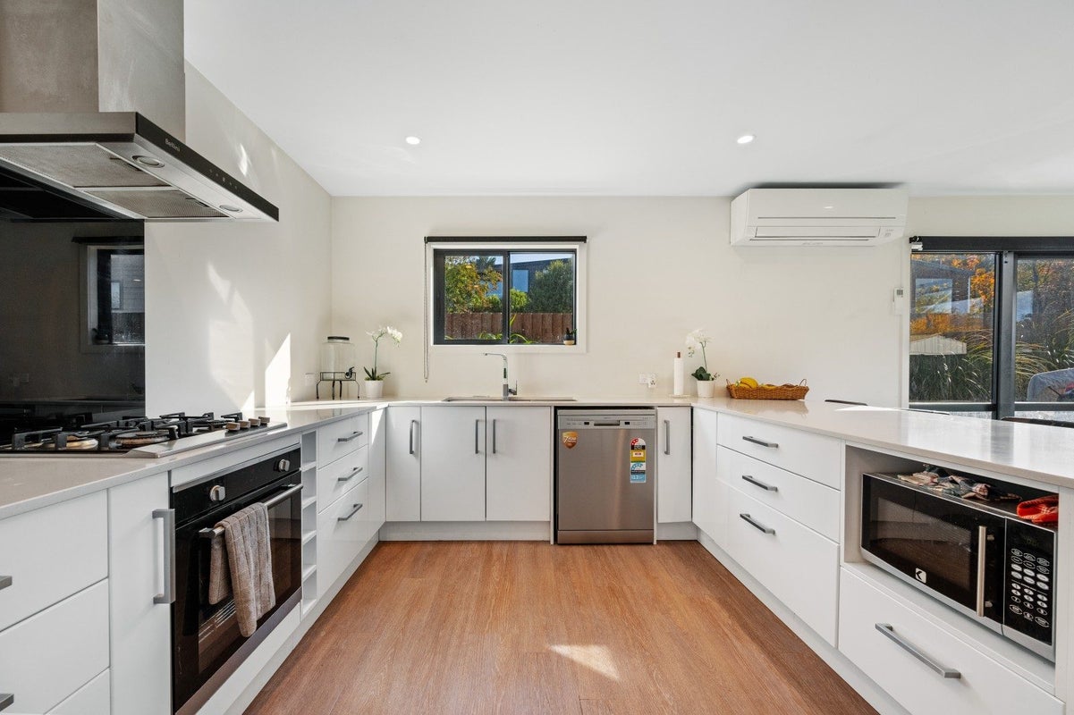 43A Melmore Terrace, Cromwell, Cromwell - Carousel 2