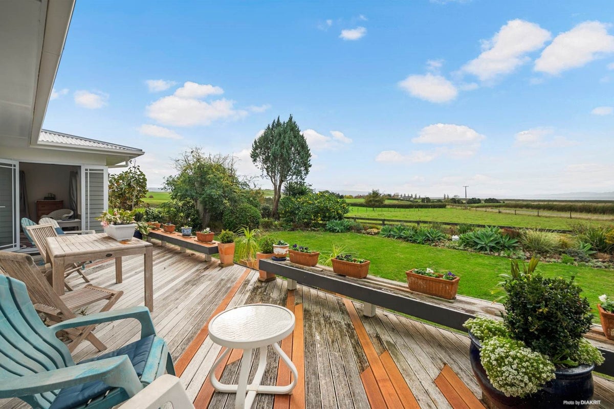 807 Back Miranda Road, Pukorokoro / Miranda, Thames - Carousel 2