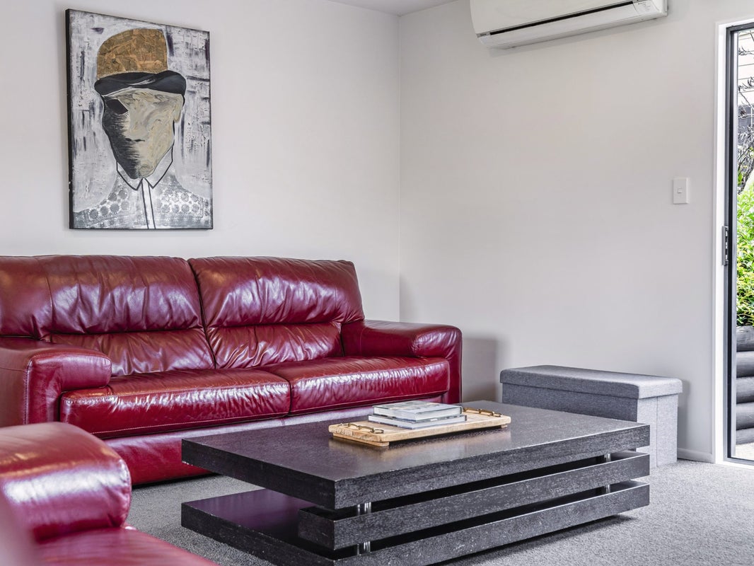 18A Whitford Avenue, Mount Wellington, Auckland - Carousel 3