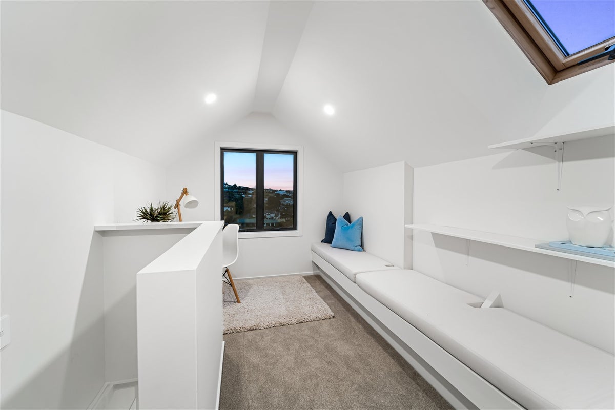 2/47 Rangitoto Terrace, Milford, Auckland - Carousel 1