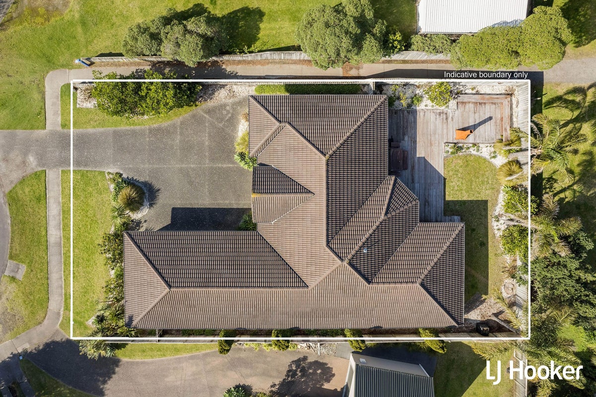 82 Bowentown Boulevard, Bowentown, Waihi Beach - Carousel 2