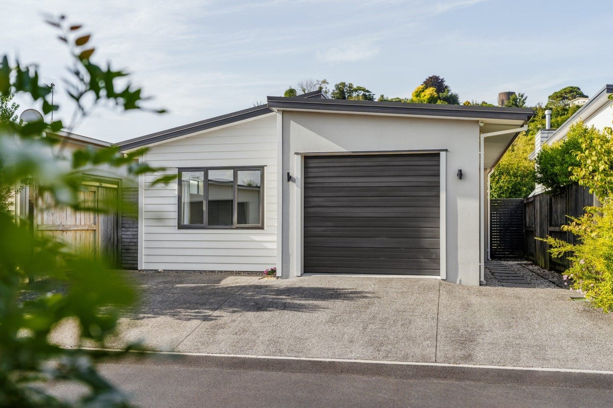 5 Jude Way, Brookfield, Tauranga - Carousel 1