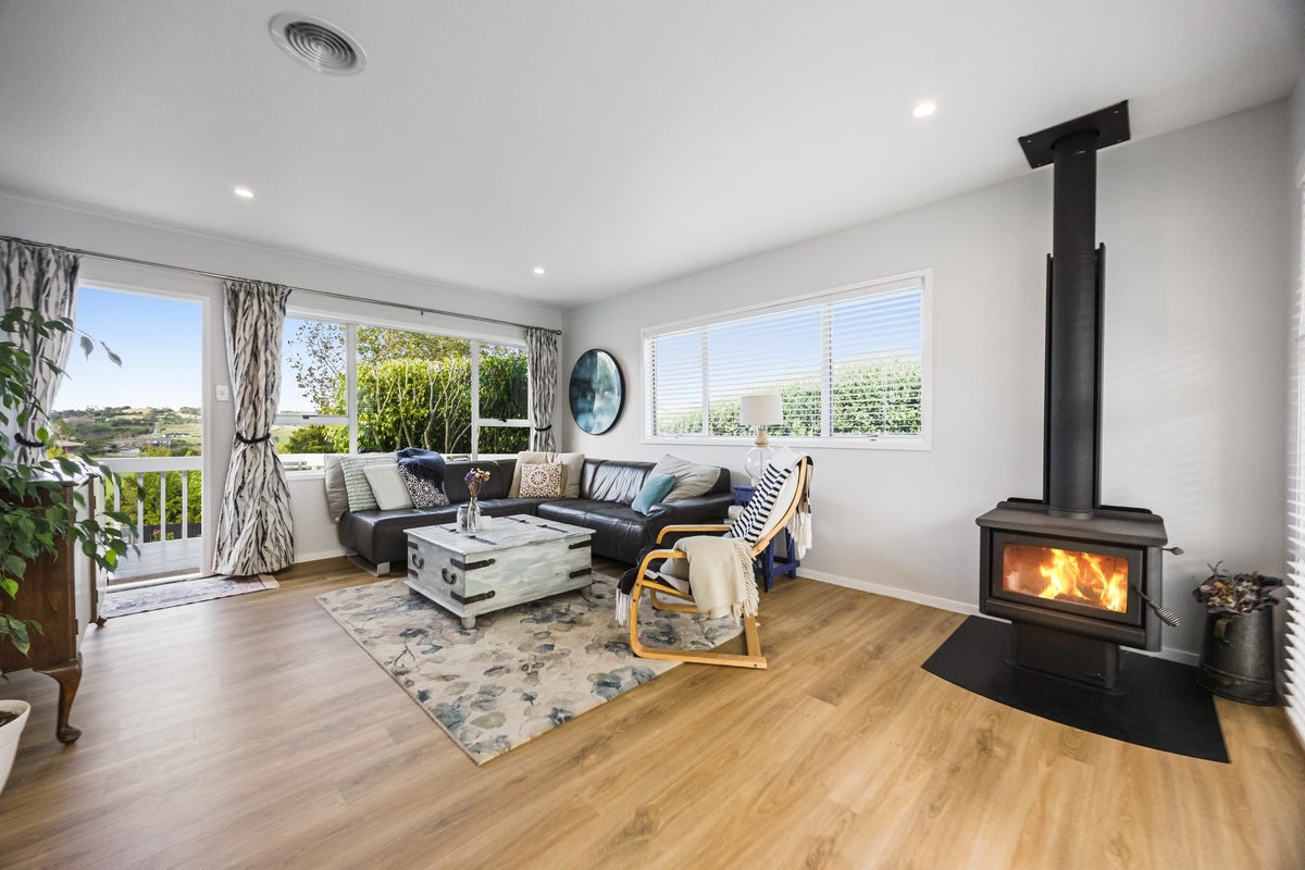 29 Brigitte View, Snells Beach, Snells Beach - Carousel 2