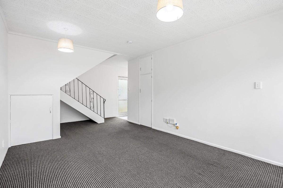 5/53 Brockworth Place, Riccarton, Christchurch - Carousel 2