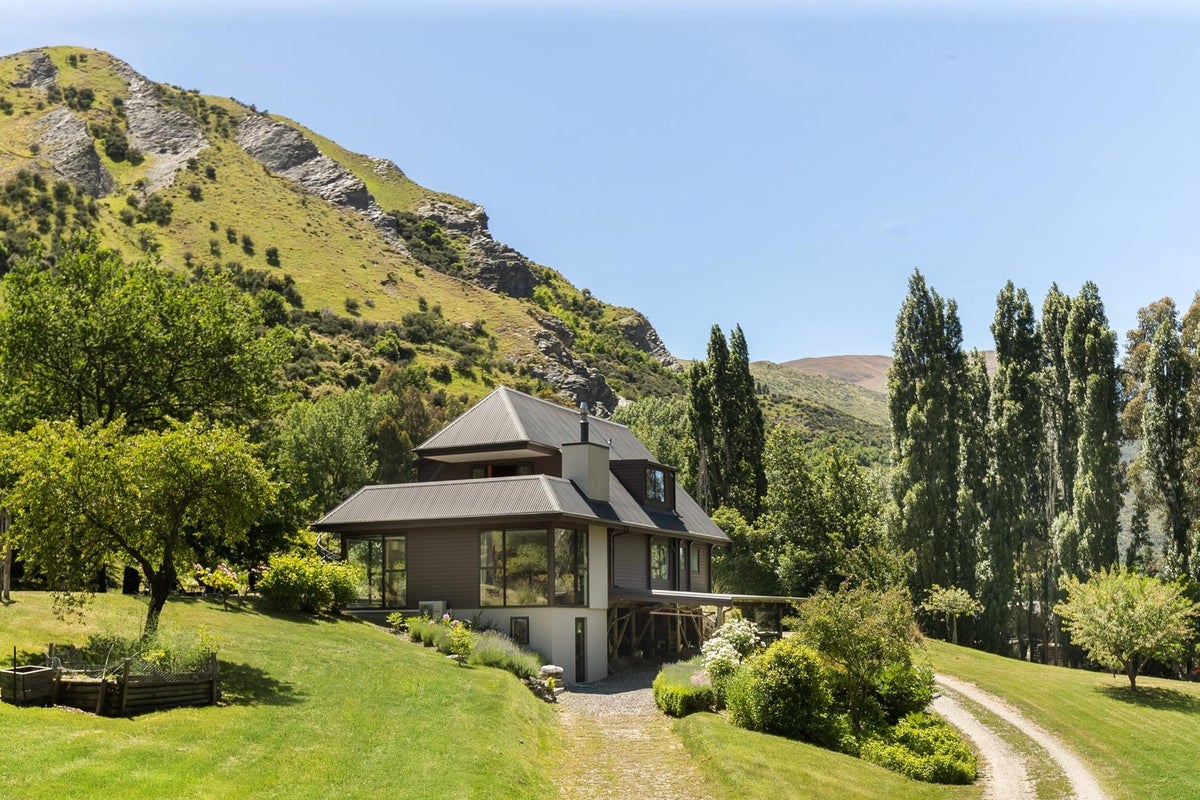 1633 Gibbston Highway, Arrow Junction, Queenstown - Carousel 2
