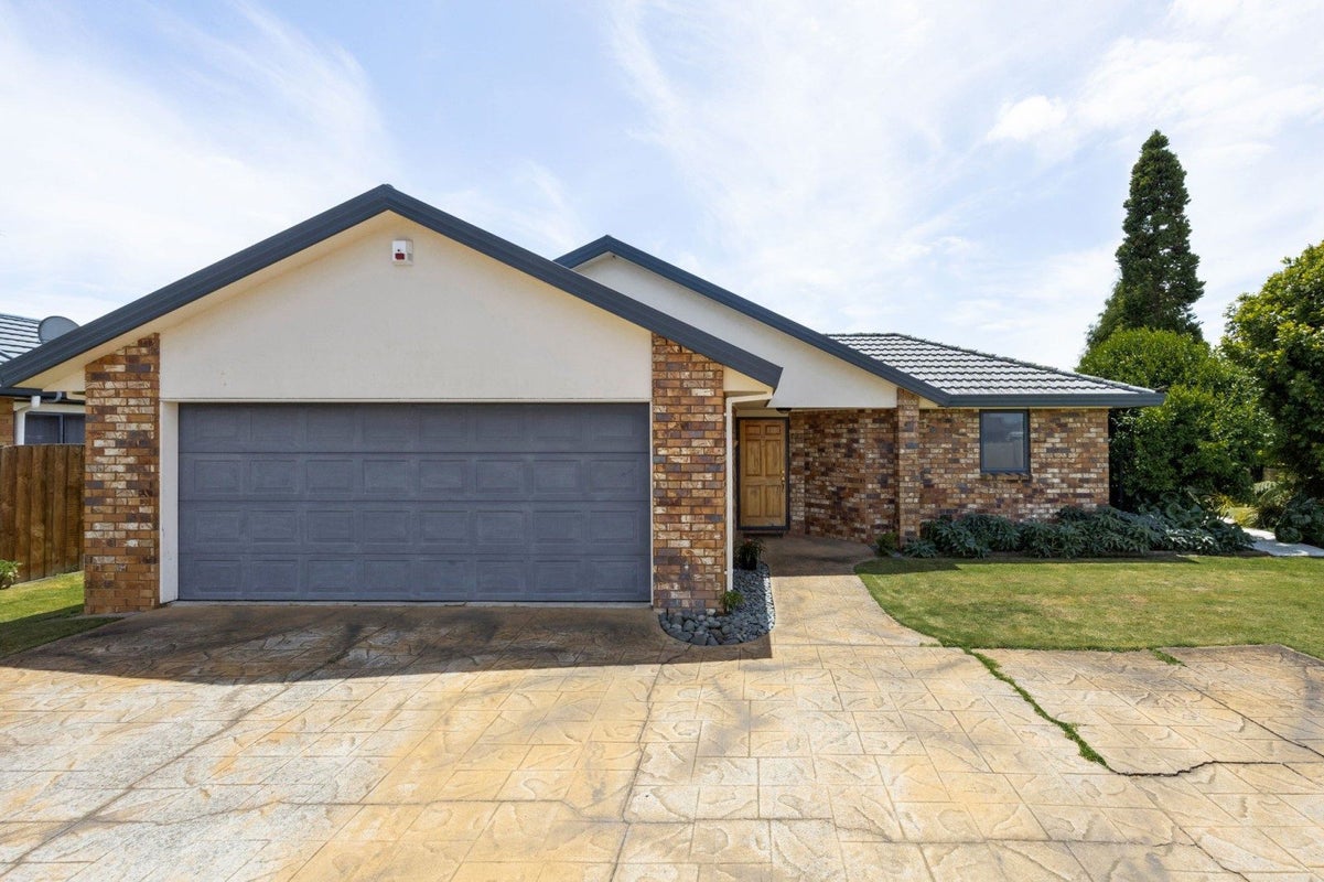 5 Newfield Drive, Fairview Downs, Hamilton - Carousel 2