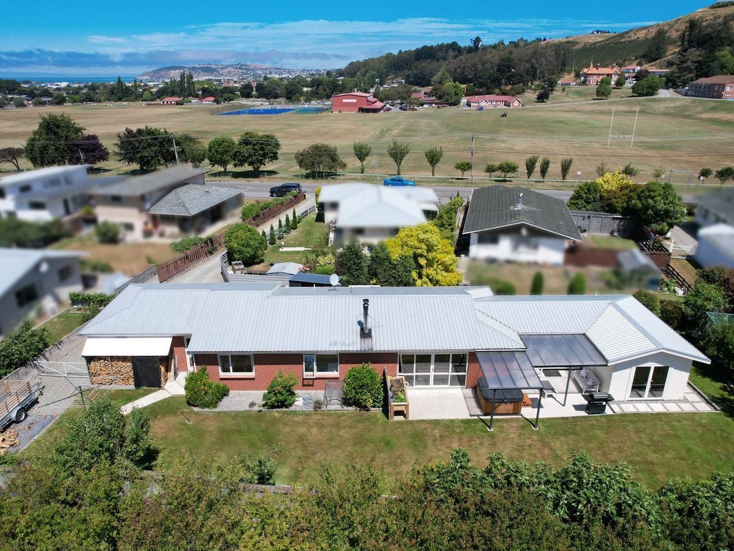 60 Redcastle Road, Oamaru North, Oamaru - Carousel 23