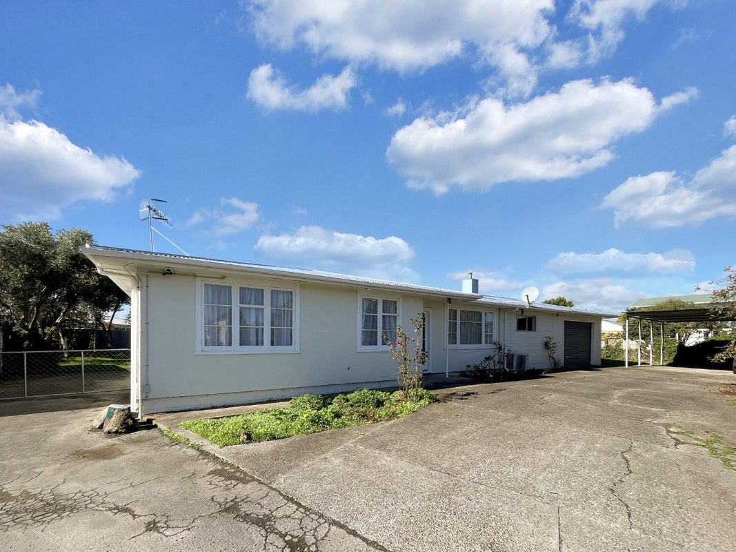 28 Church Street, Awapuni, Palmerston North - Carousel 1