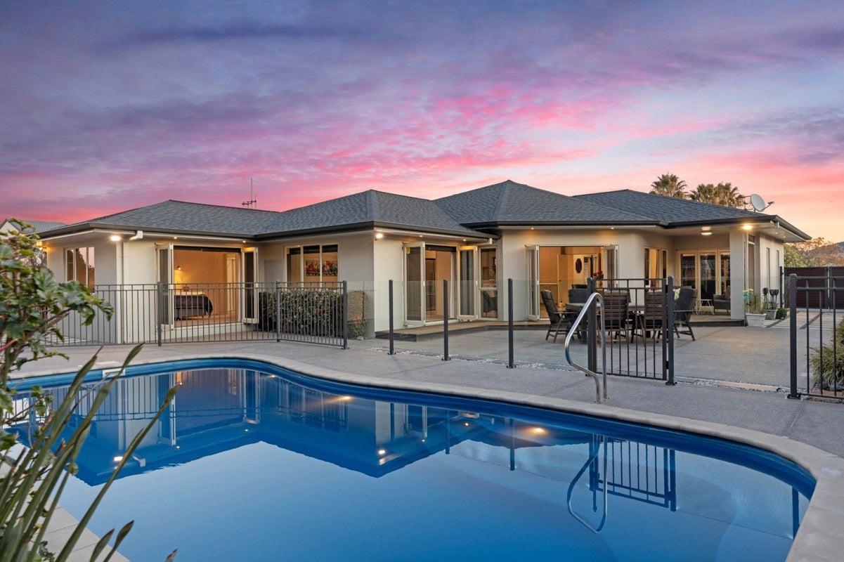 165 Gravatt Road, Papamoa Beach, Papamoa - Carousel 1