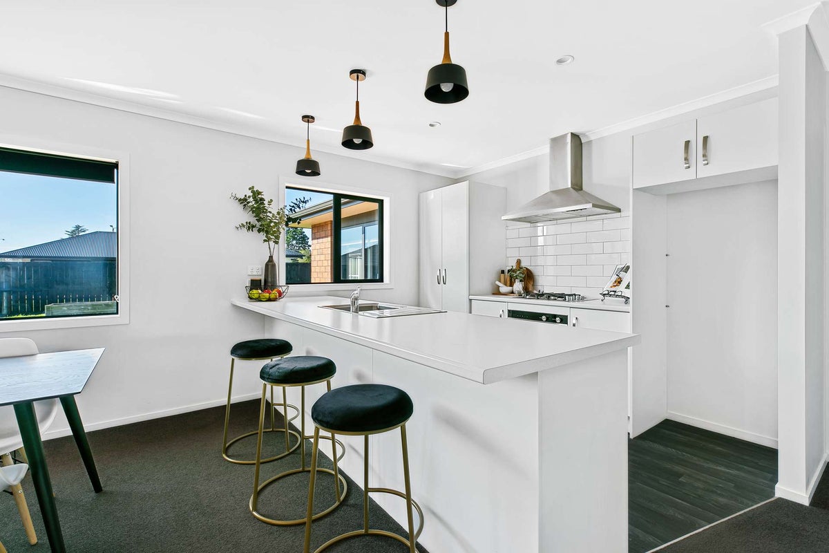 23 Matariki Terrace, Hamilton - Carousel 1