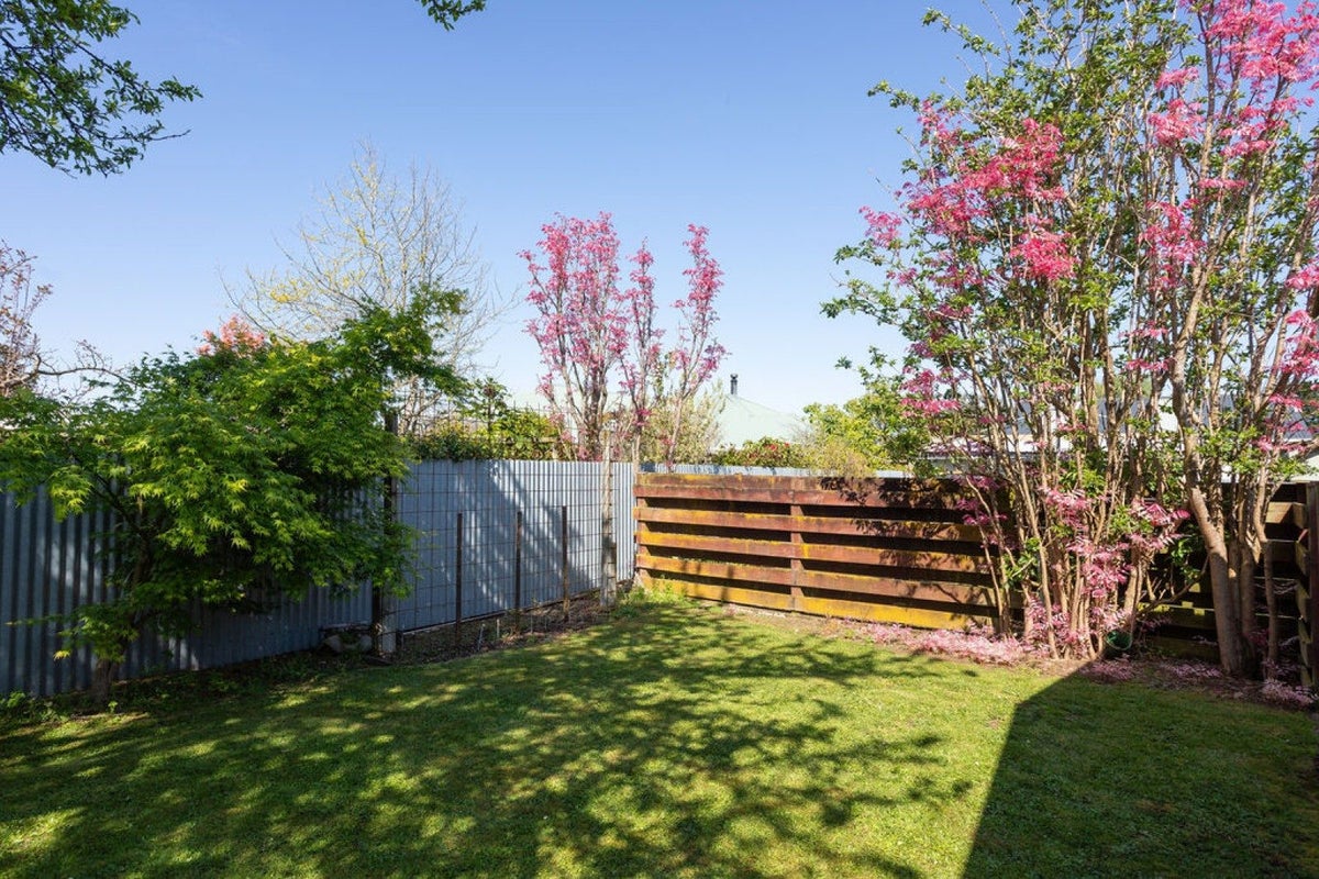 16 Trafalgar Street, Dannevirke - Carousel 26