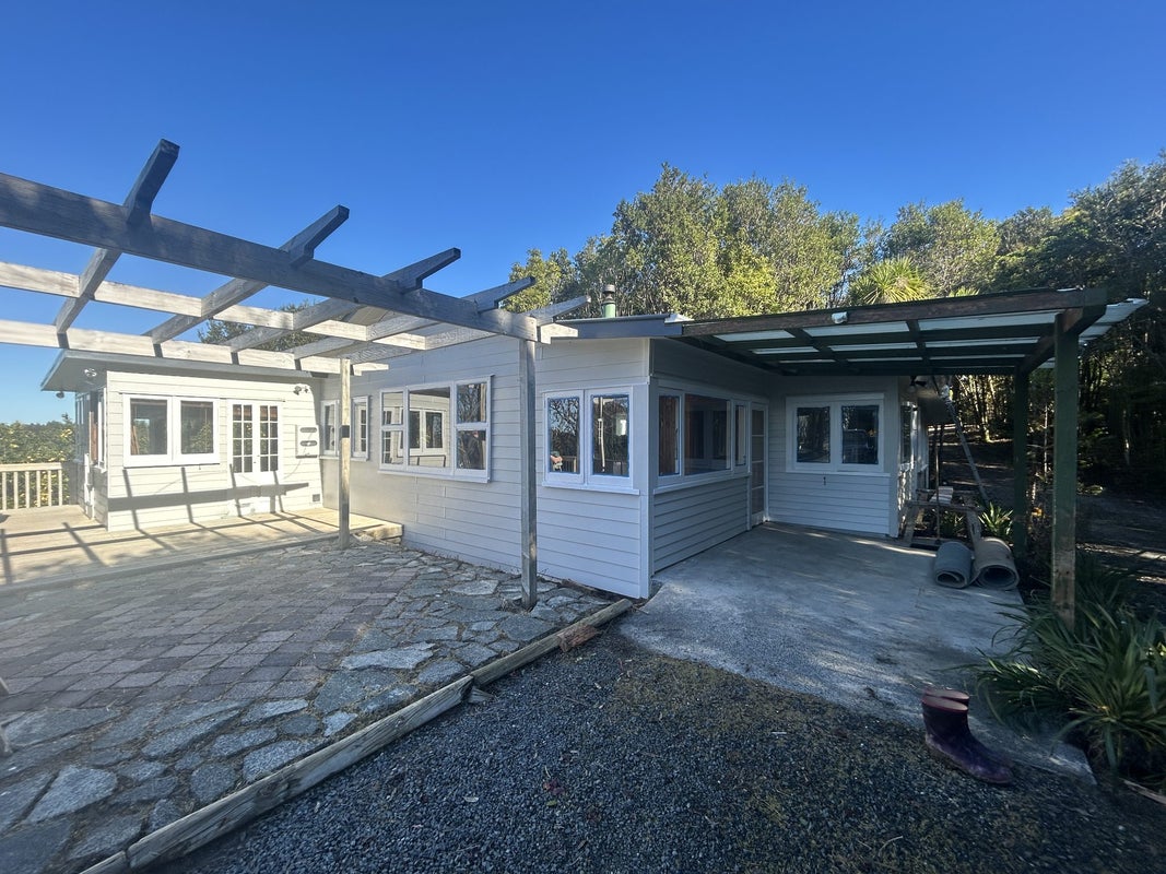 6 Twilight Bay, Warkworth - Carousel 1