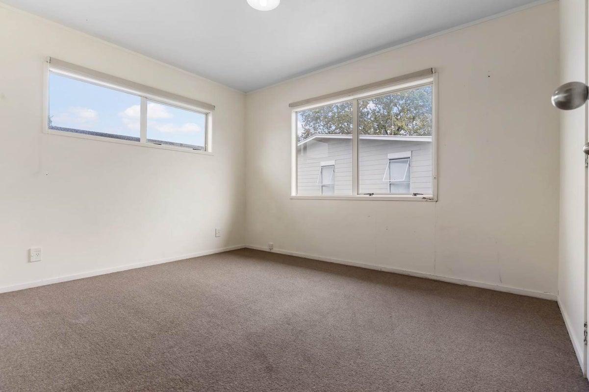 2/62 Walworth Avenue, Pakuranga Heights, Auckland - Carousel 11