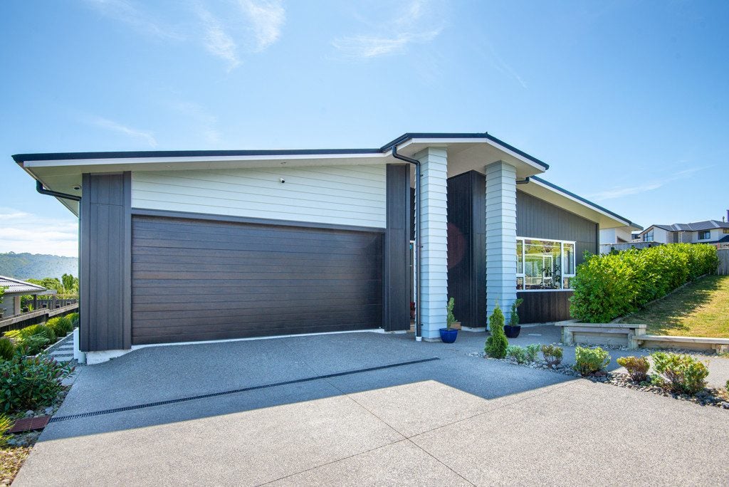 126 John Burke DR, Aotea, PORIRUA - Carousel 31