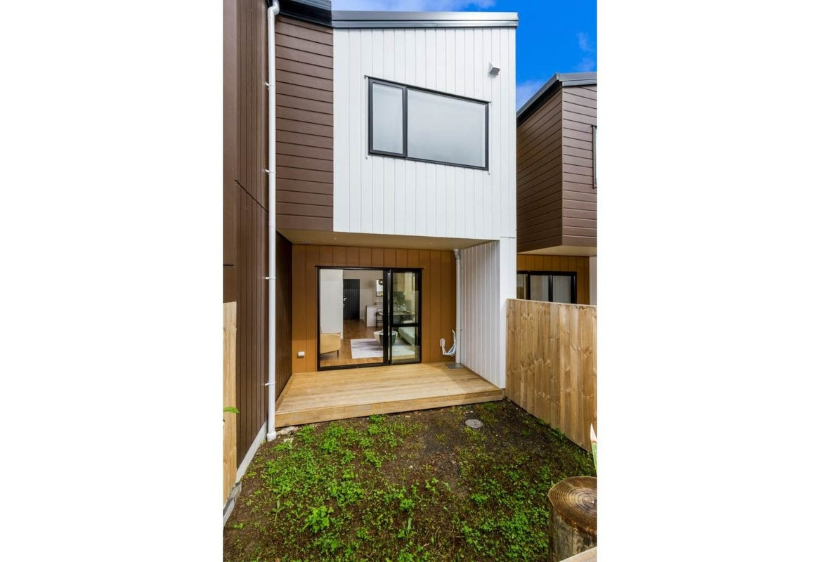 15/26 Springvale Drive, Fairview Heights, Auckland - Carousel 19