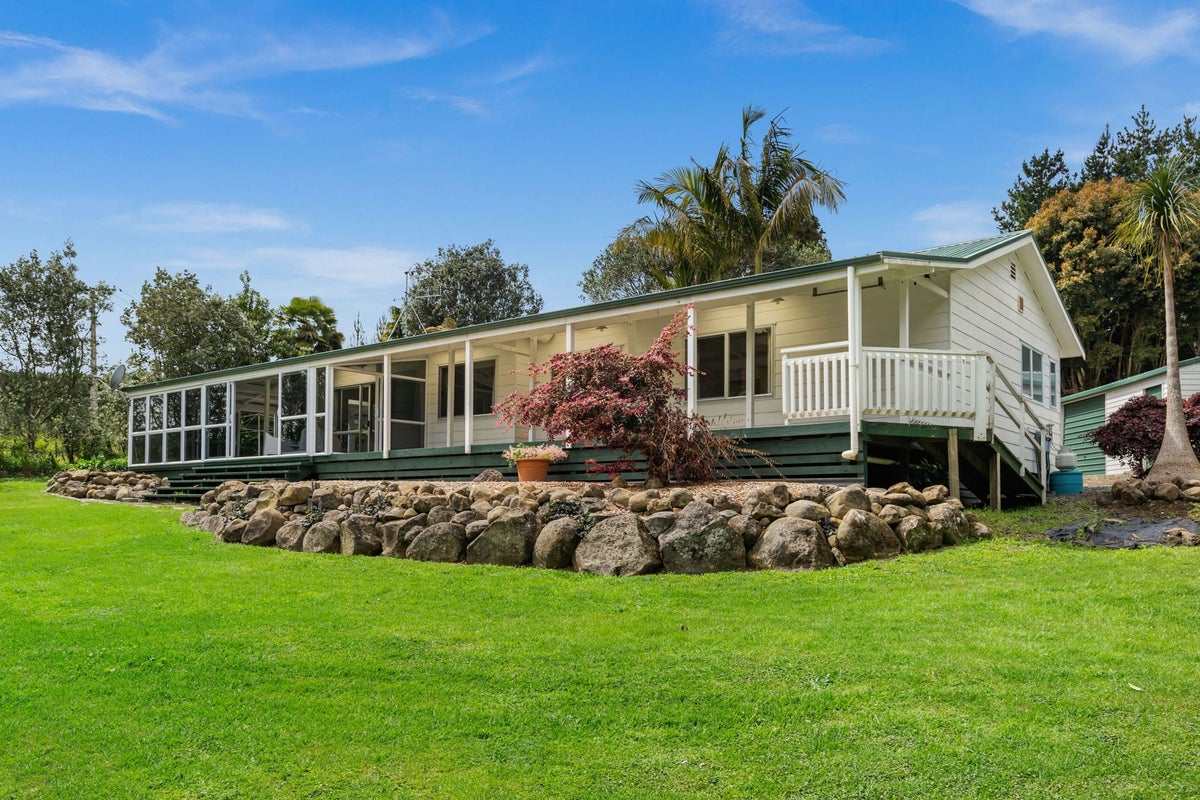 409 Whatitiri Road, Whangarei - Carousel 1