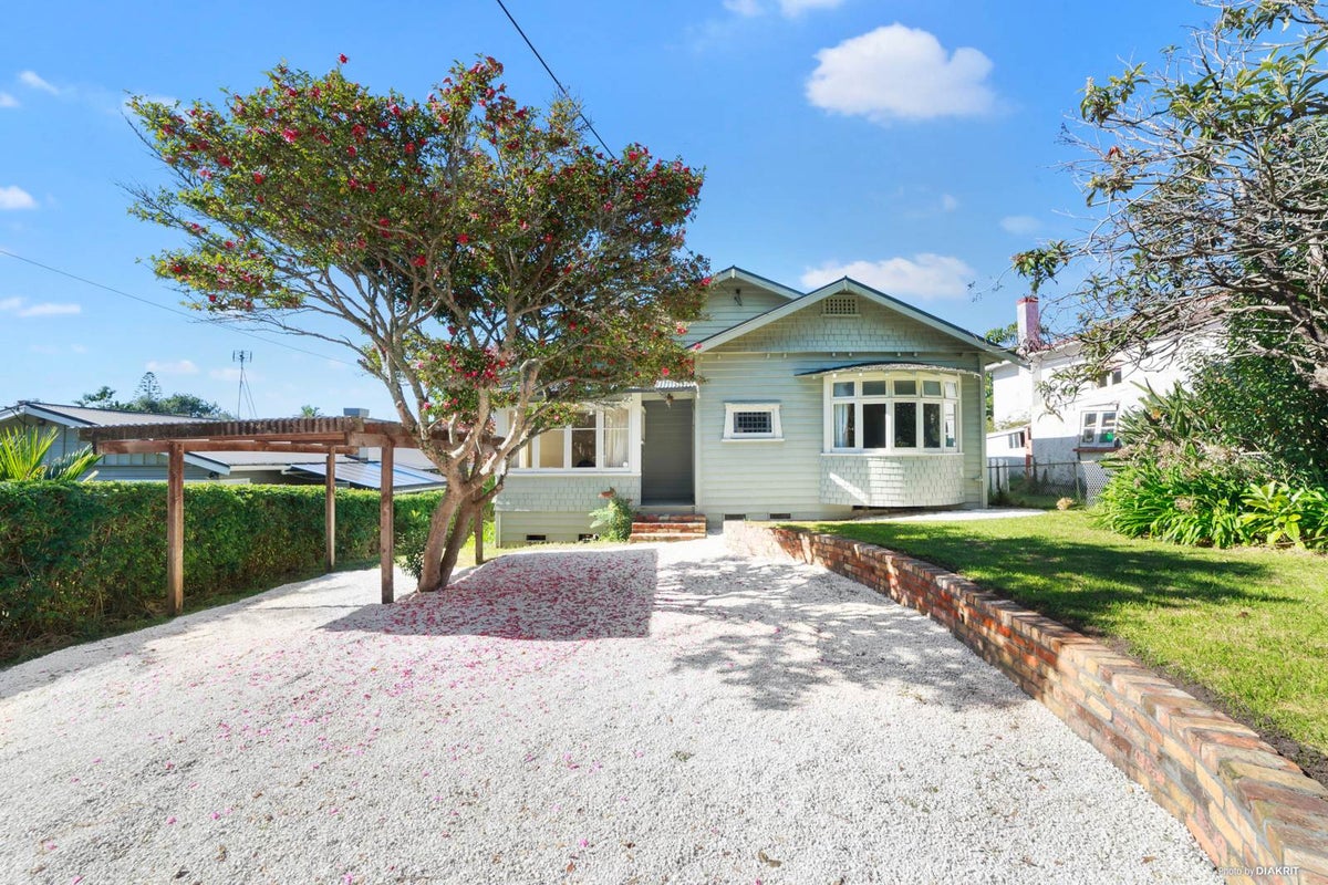 16 Lake Road, Devonport, Auckland - Carousel 1