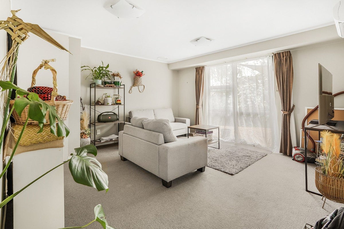 10 Rogers Place, Fairview Downs, Hamilton - Carousel 1