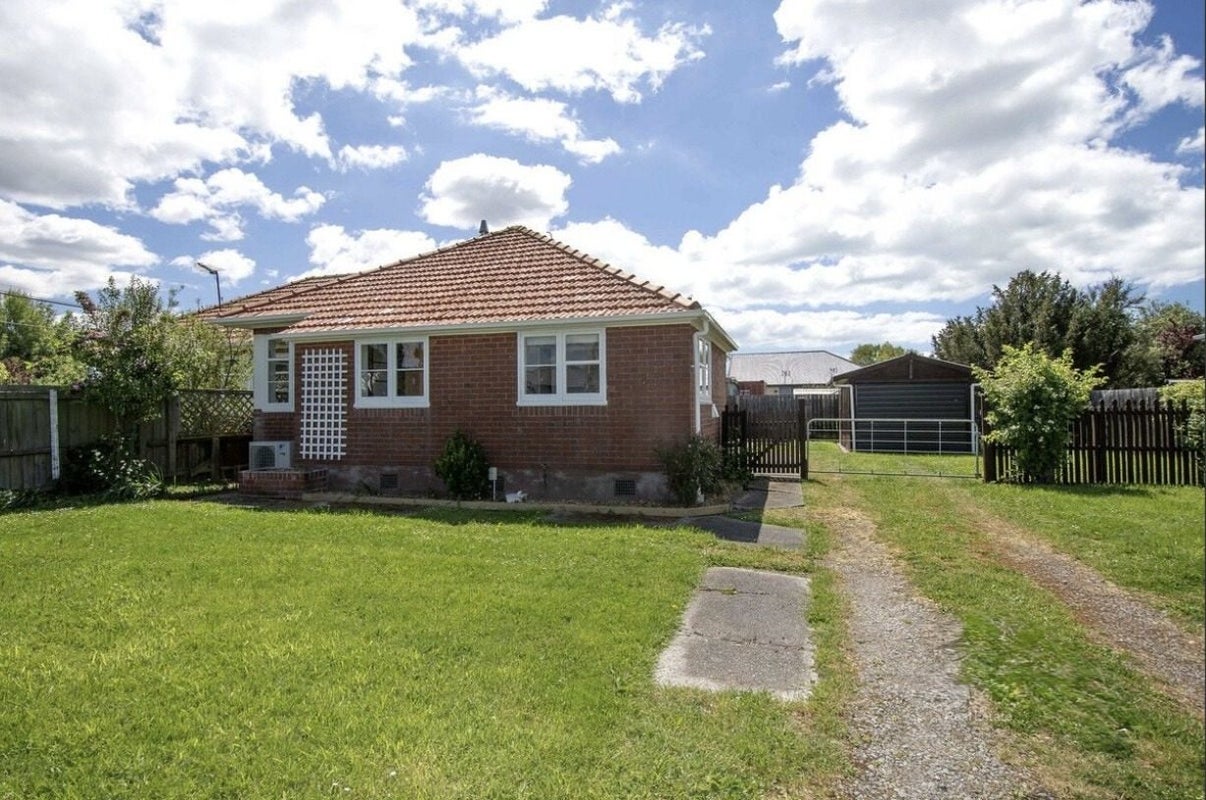3 Hobson Street, Woolston, Christchurch - Carousel 1