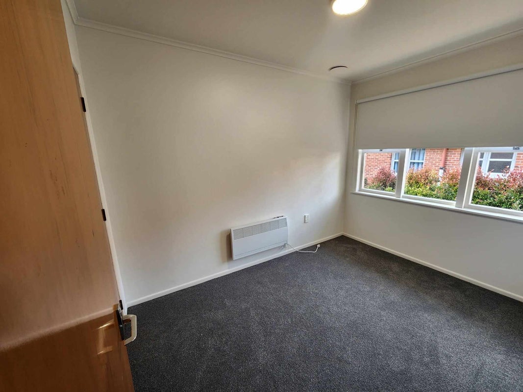 1/4 Bennett Street, Mount Albert, Auckland - Carousel 2