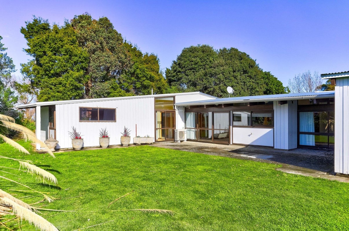 33 Rapanui Road, Westmere, Whanganui - Carousel 1