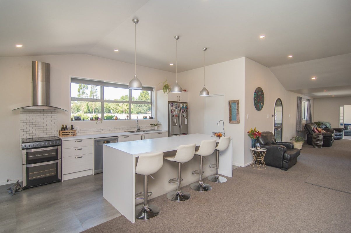 11 Bath Street, Pareora West - Carousel 2