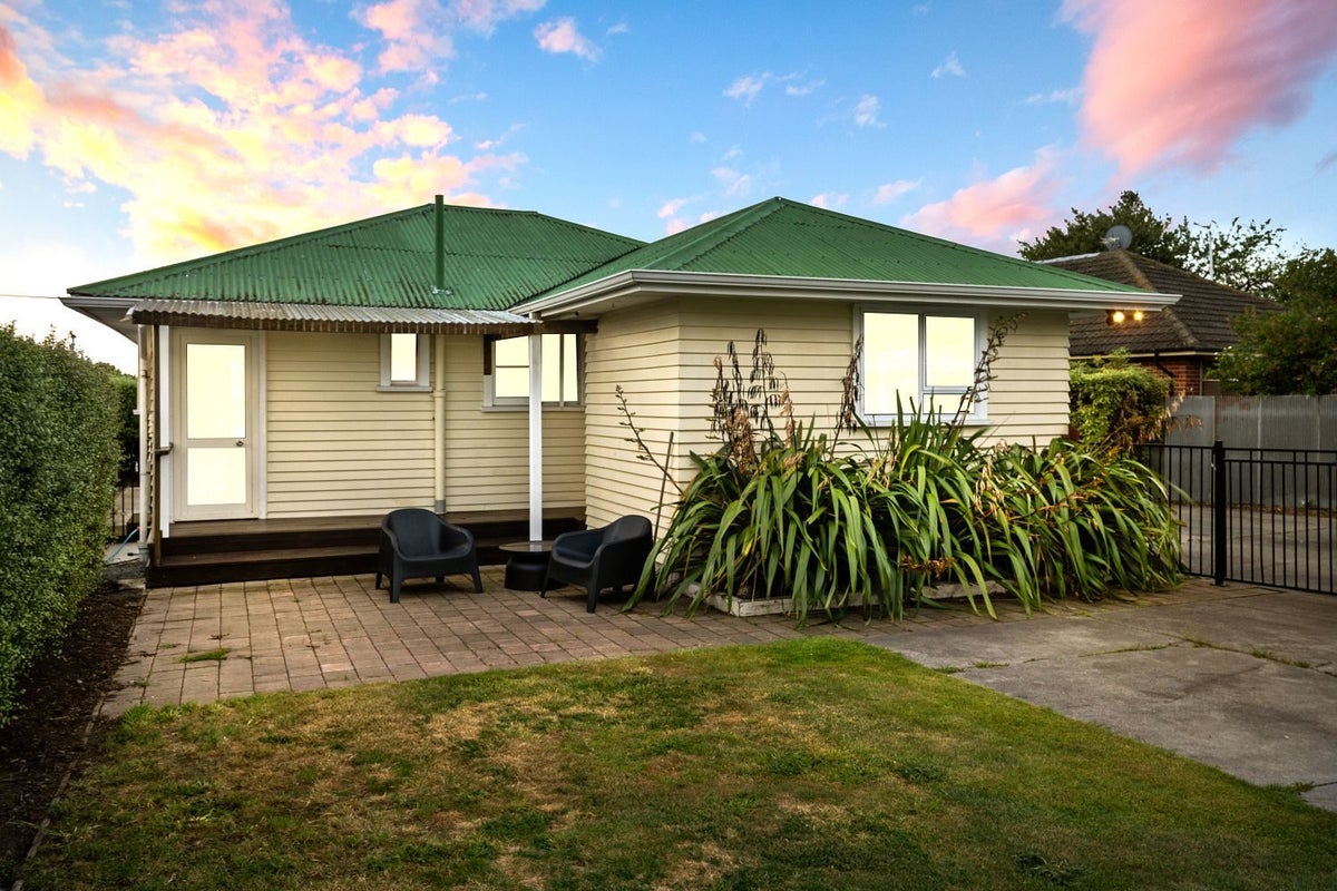 40 Vancouver Crescent, Wainoni, Christchurch - Carousel 35