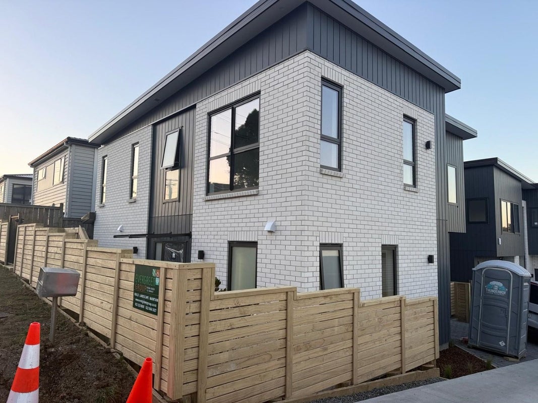 25B Littlejohn St, Hillsborough, Auckland City, Auckland - Carousel 1