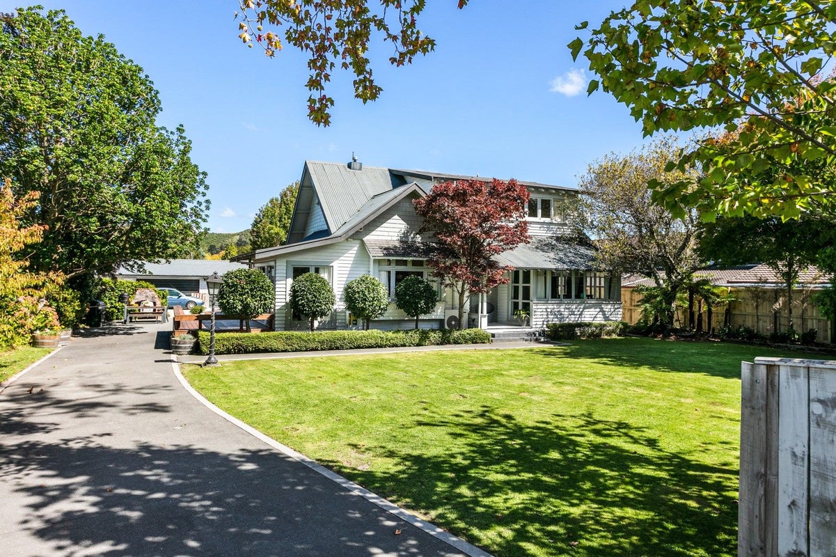 109 Iranui Road, Inner Kaiti, Gisborne - Carousel 1