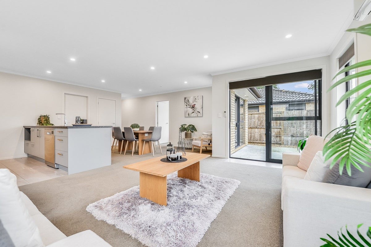 28 North Ridge Drive, Rototuna North, Hamilton - Carousel 2