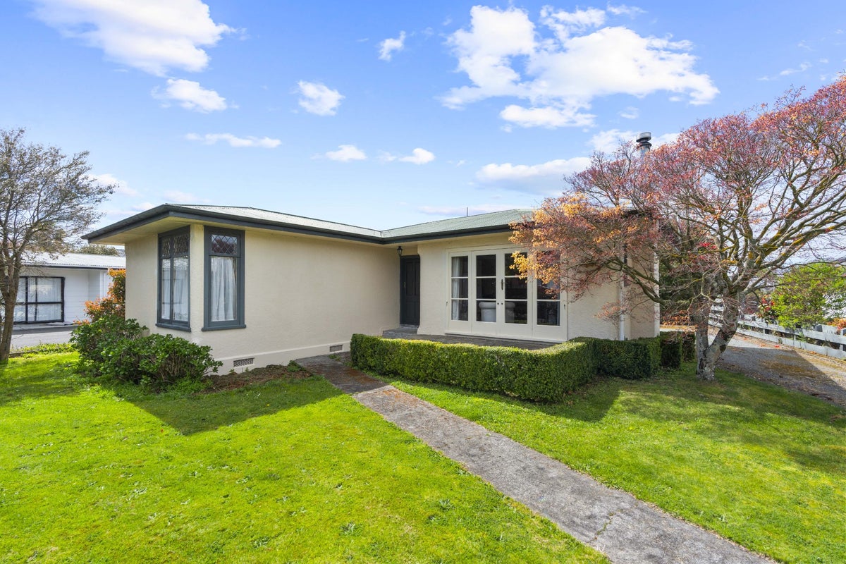 7 Newall Place, Solway, Masterton - Carousel 1