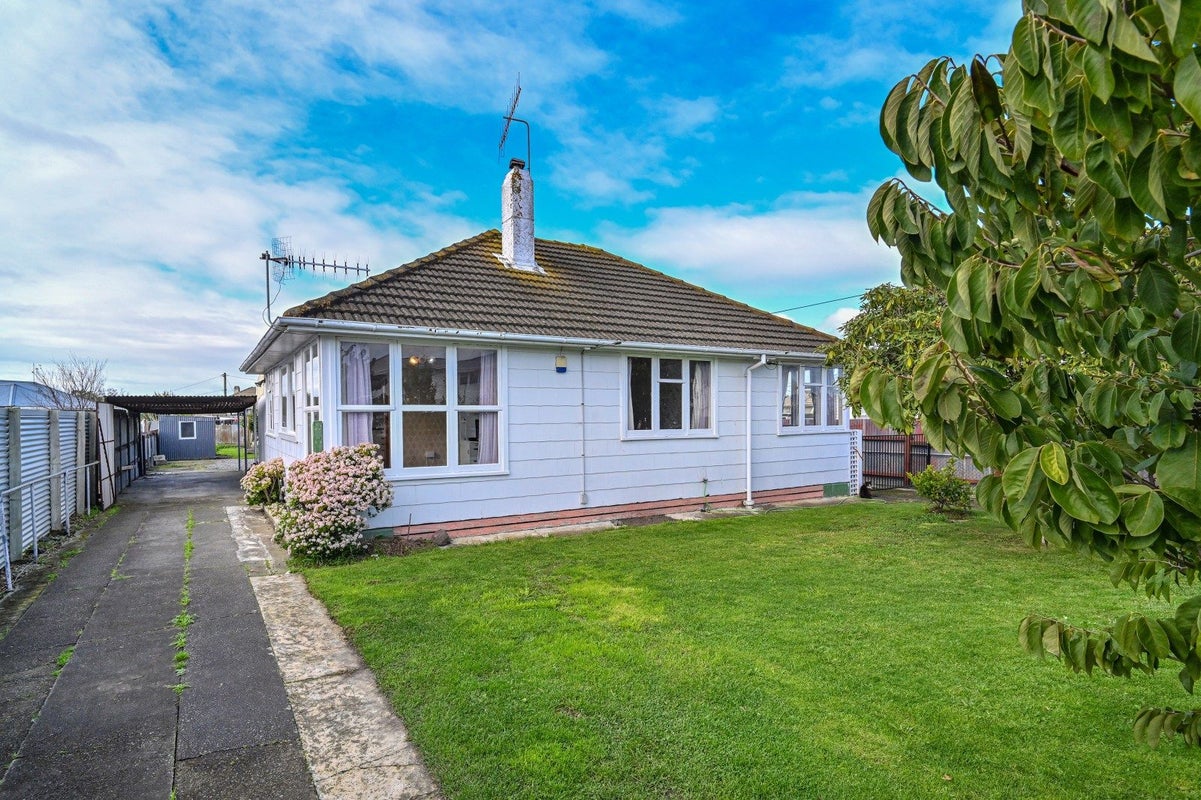 407 Montgomery Street, Raureka, Hastings - Carousel 1