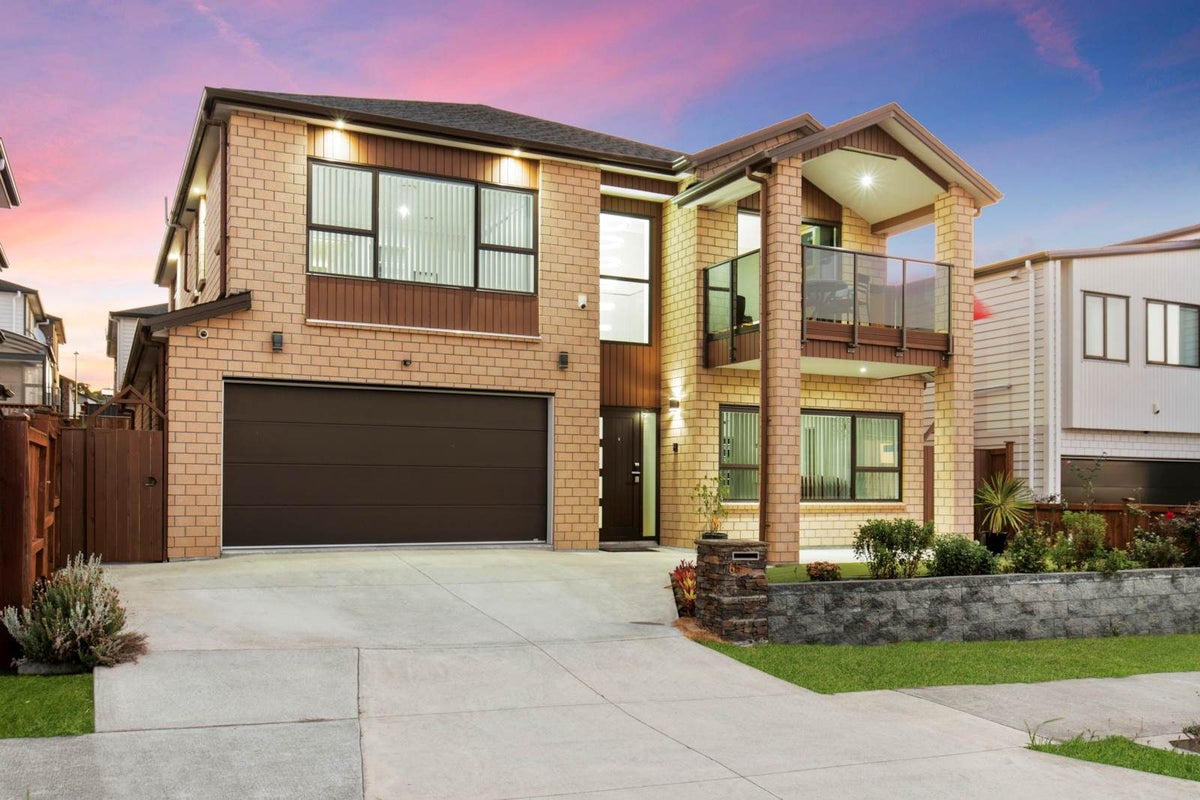 65 Tir Conaill Avenue, Flat Bush, Manukau City, Auckland - Carousel 1