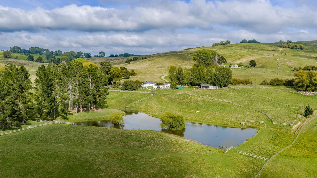 1490 Elsthorpe Road, Elsthorpe, Otane - Carousel 27