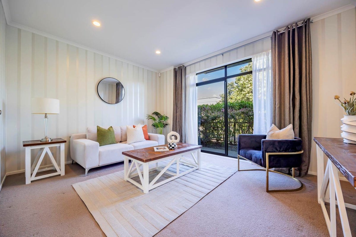 81 Bluegrey Avenue, Stonefields, Auckland - Carousel 1