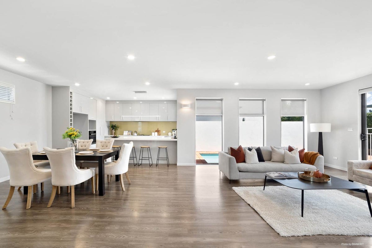 2 BROOK ST, Milford, Auckland - Carousel 1