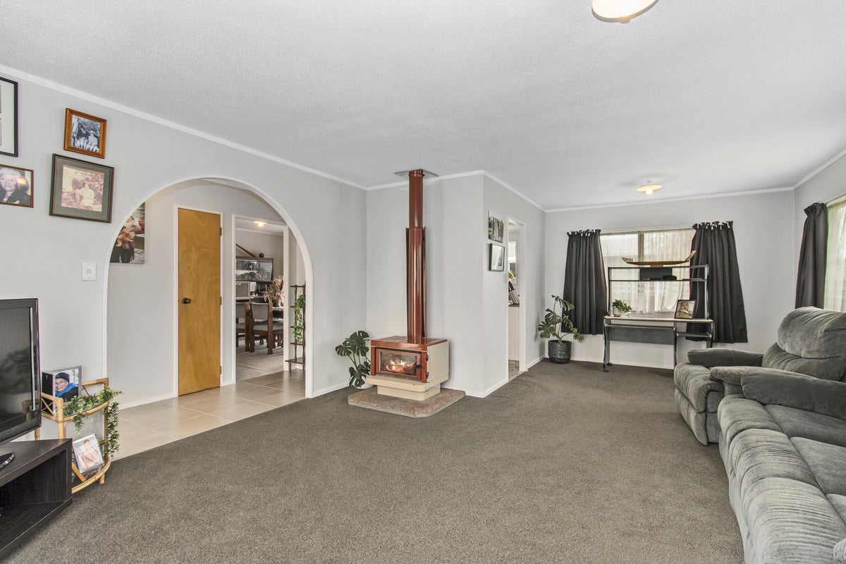 3 Raleigh Street, Leamington, Cambridge - Carousel 2