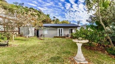 59 Burns Road, Hospital Hill, Napier - Carousel 1