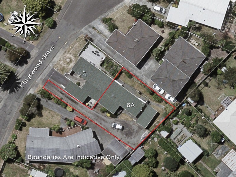 0 , Raumati Beach - Carousel 20