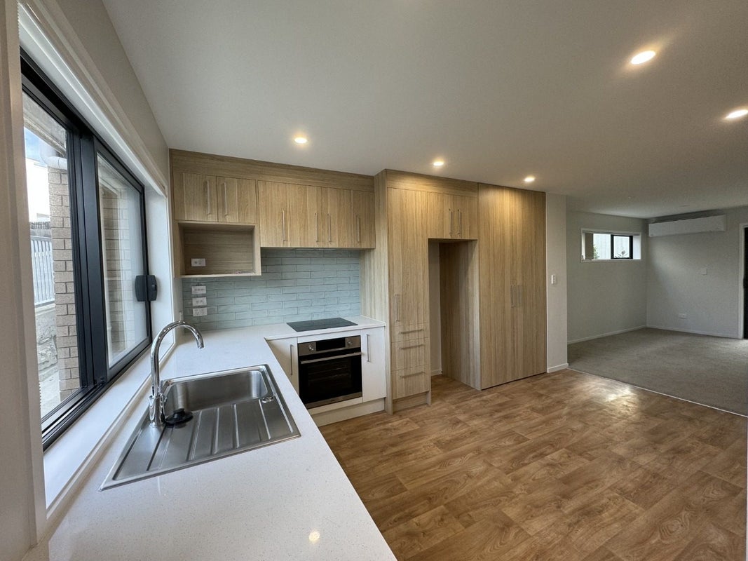 27 Tima Lane, Mangere Bridge, Auckland - Carousel 2