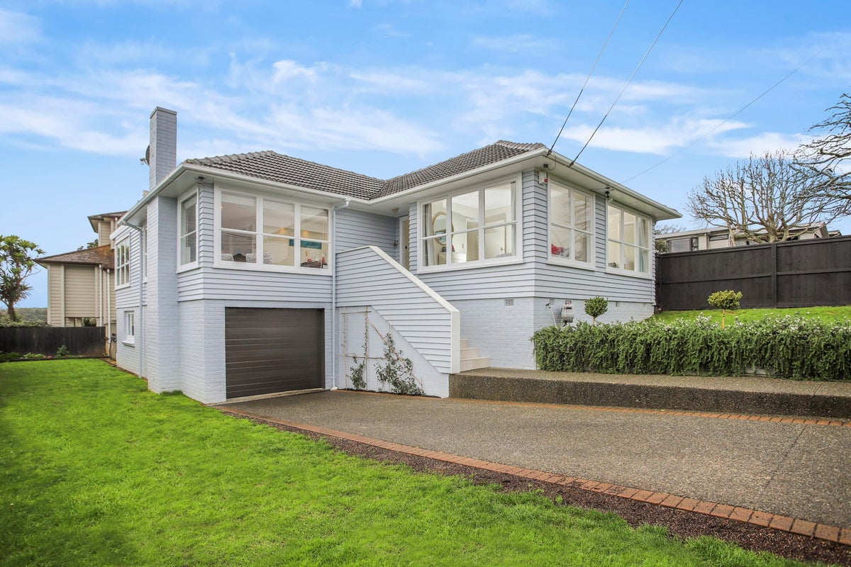 75 Fancourt Street, Meadowbank, Auckland - Carousel 1