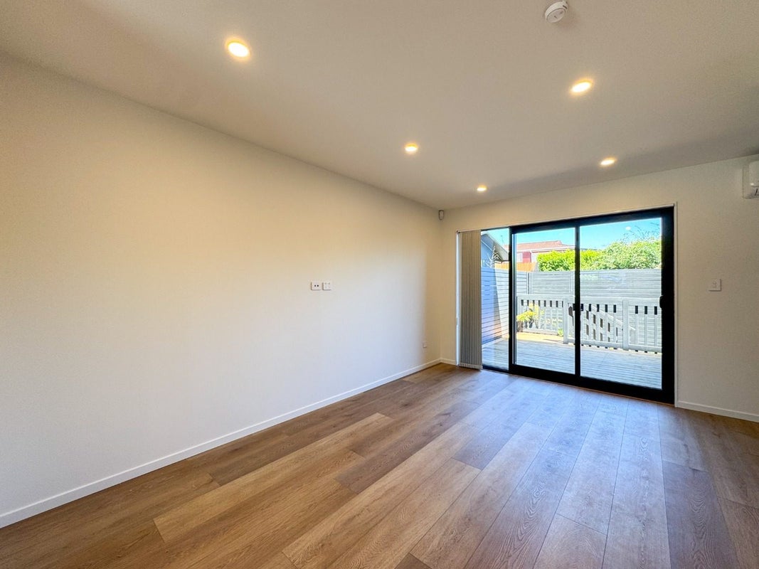 19B House Avenue, Mangere Bridge, Auckland - Carousel 2