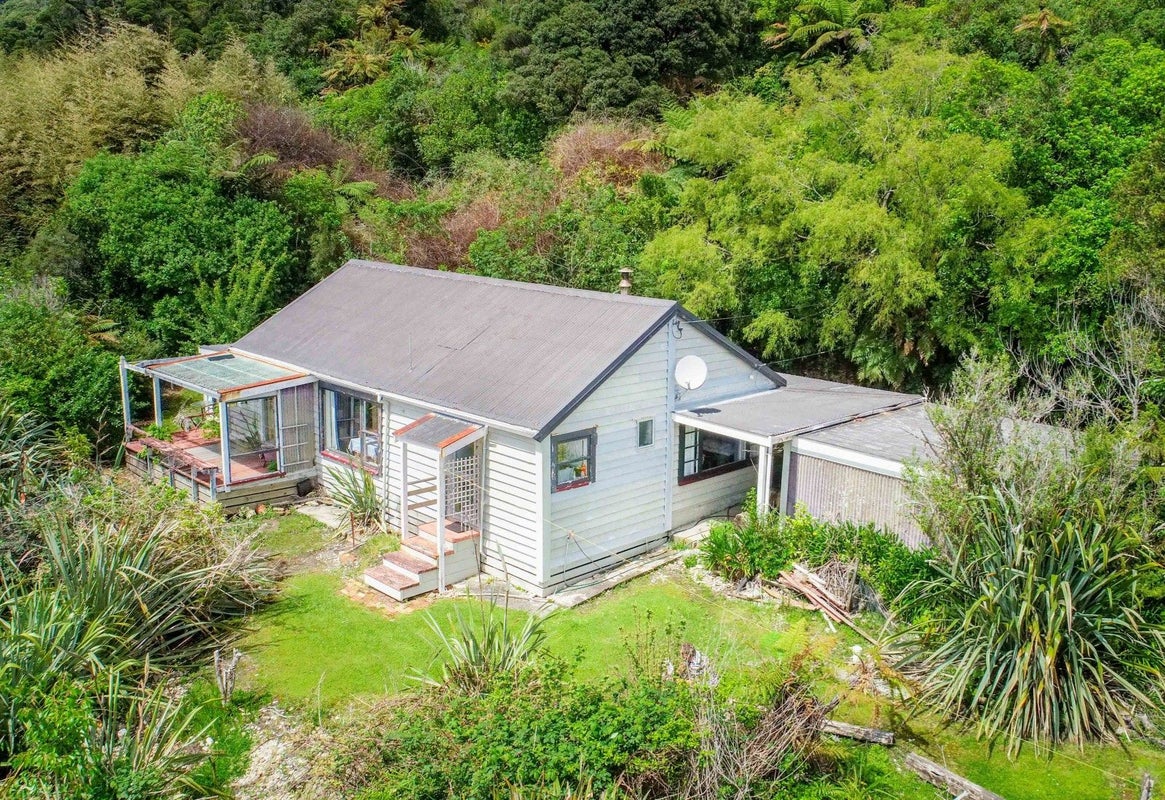3 Tyler Road, Ngakawau, Hector - Carousel 1