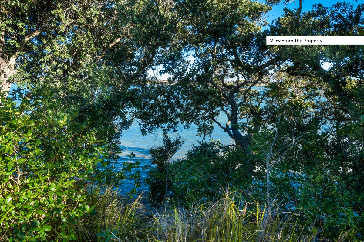 51 Ferry Parade, Herald Island, Auckland - Carousel 2