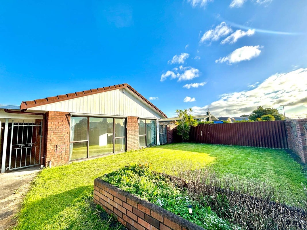 83 Pakuranga Road, Pakuranga, Auckland - Carousel 36
